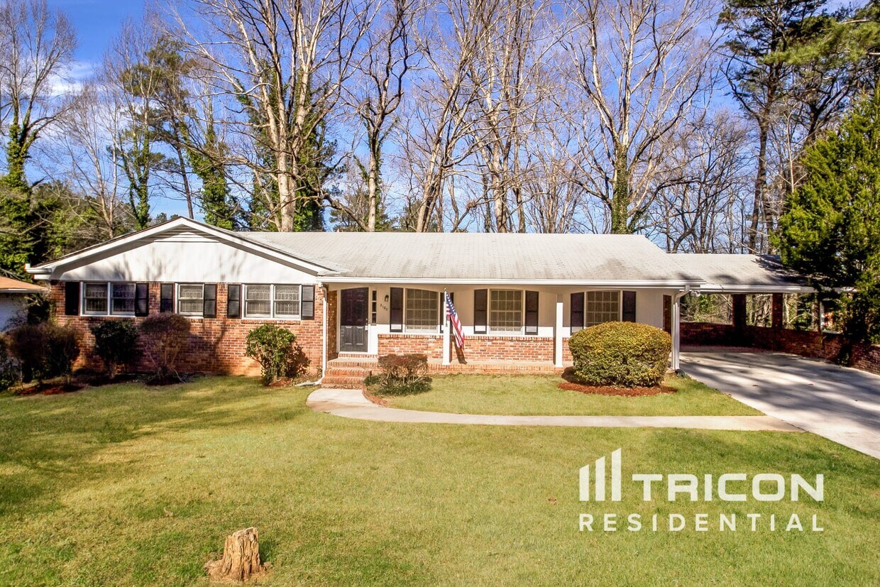 Primary Photo - 5185 Erin Road SW Atlanta GA
