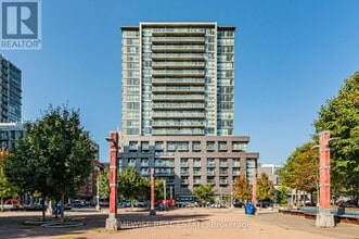 Building Photo - 68-568 Abell St