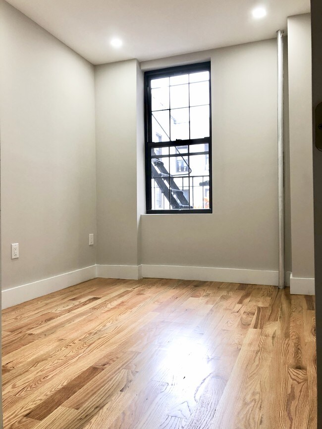 Building Photo - 2501 Newkirk Ave
