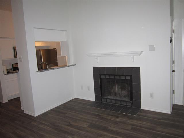 Building Photo - 3701 Cedarplaza Ln