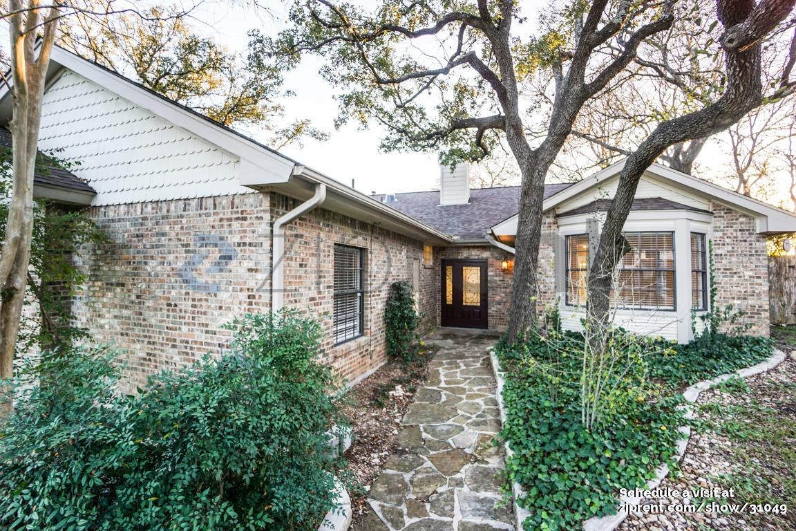 Primary Photo - 2120 Wychwood Dr