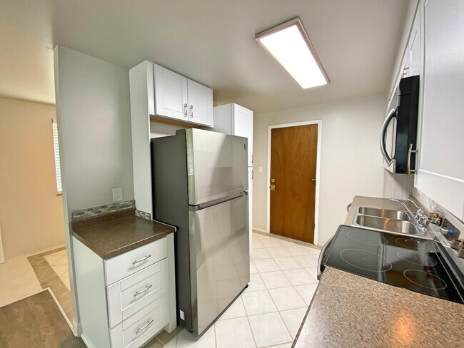 Foto del edificio - 4830 Field Ct