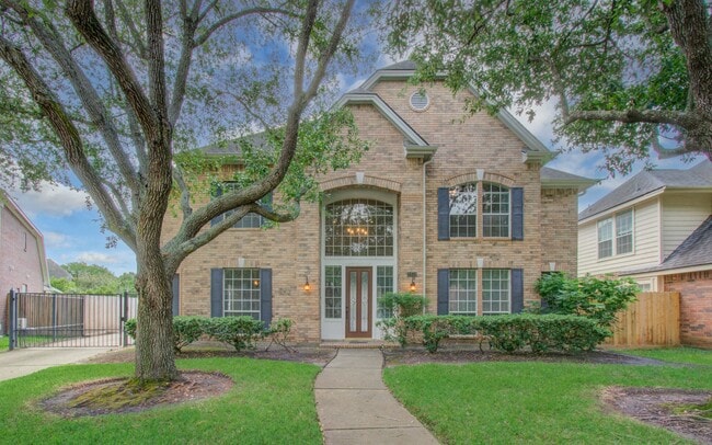 Building Photo - 1311 Hopkins Park Dr
