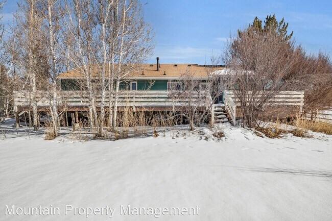 Foto del edificio - 5 br, 3 bath House - 6339 N. Starview Drive