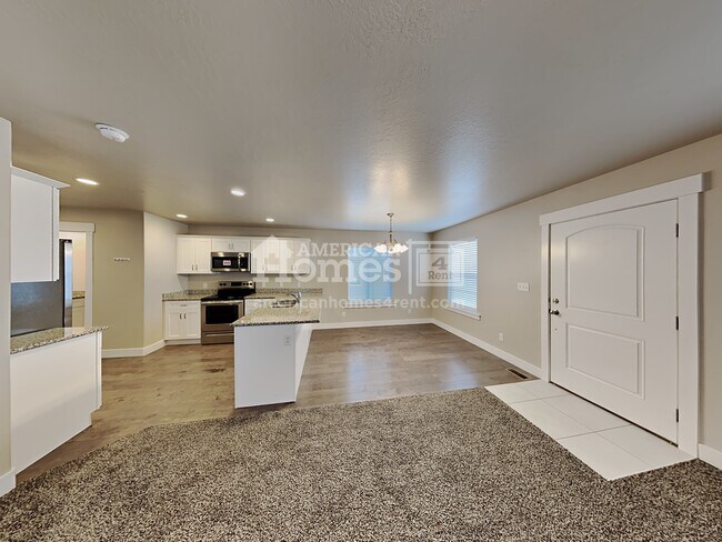 Building Photo - 1848 E American Way Unit 16