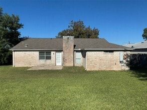 Building Photo - 13355 Lake Breeze Ln