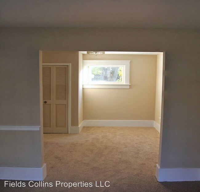 Building Photo - 3 br, 1 bath House - 174 Harold St.