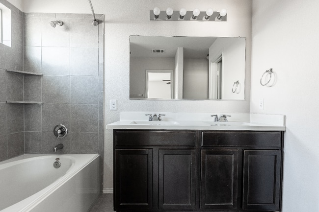 Foto del edificio - 1023 Chad Lp