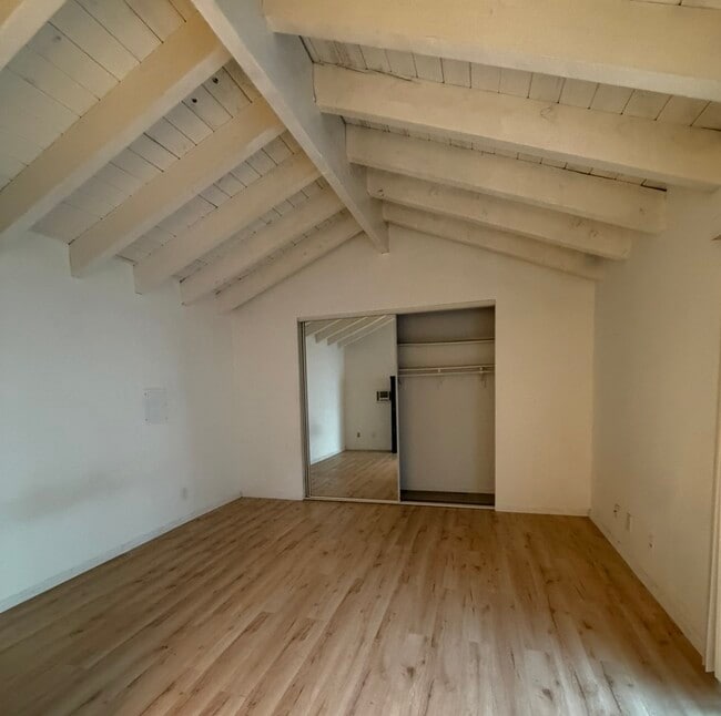 Bedroom - 1921 Harriman Ln