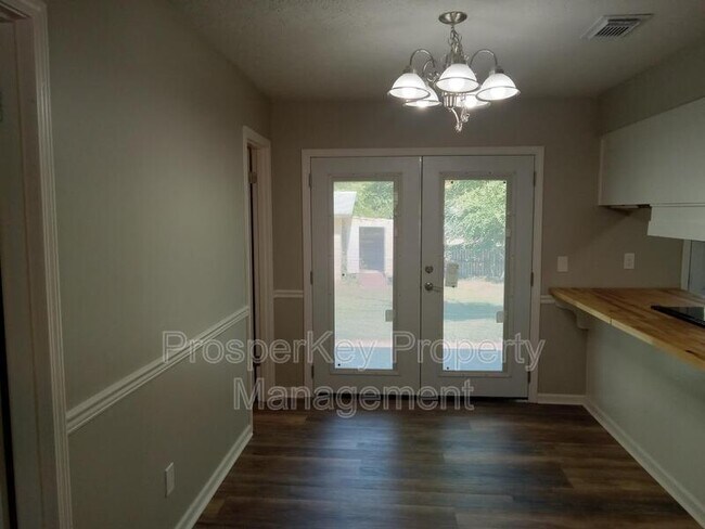 Foto del edificio - 5109 Thomason Ave