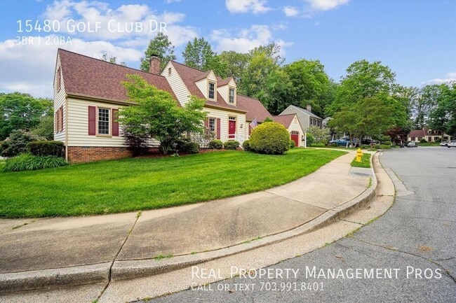 Building Photo - 15480 Golf Club Dr