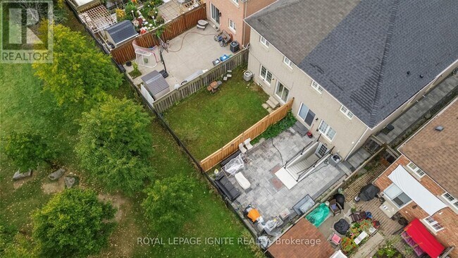 Building Photo - 3664 Bala Dr