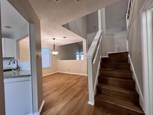 Foto del edificio - 1518 White Oak Loop