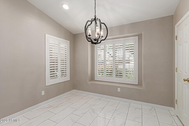 Foto del edificio - 16523 W Saguaro Ln