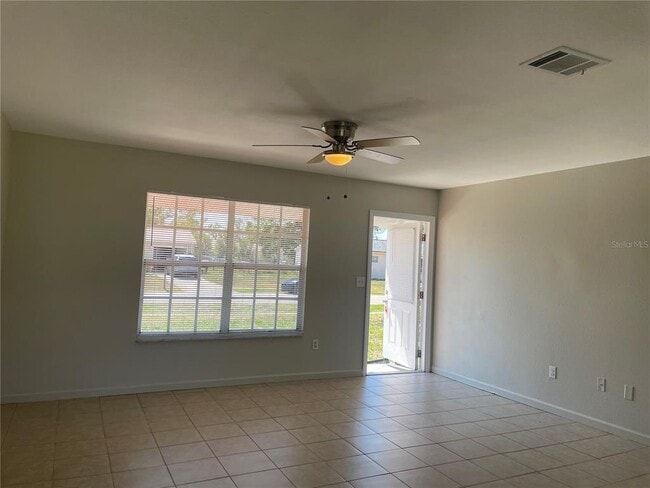 Foto del edificio - 3314 Montclair Cir