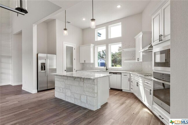 Building Photo - 118 Cap Rock Dr