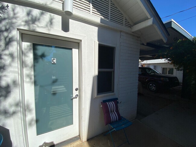 Foto del edificio - Modern Studio Apartment!