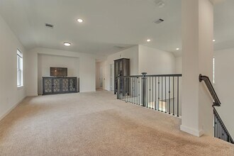 Building Photo - 27129 Ivorywood Dr
