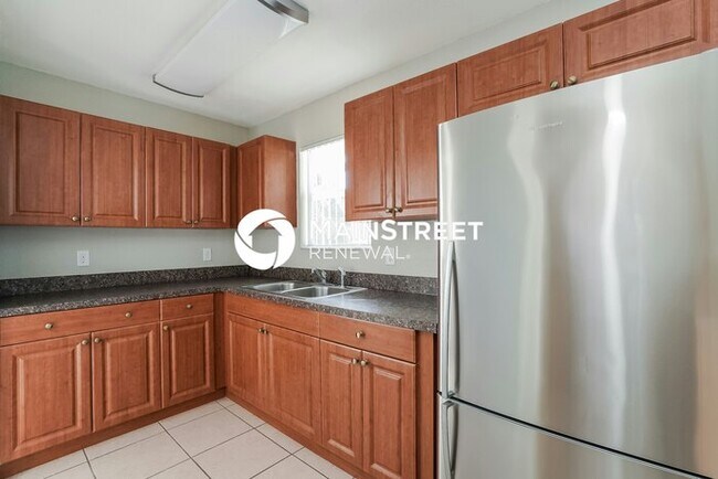 Foto del edificio - 4 Bedroom Pet-Friendly Home in Lehigh Acres, FL with Main Street Renewal