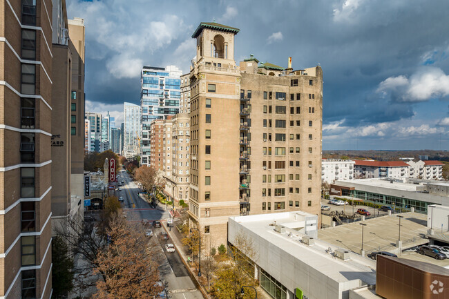 Building Photo - Ponce Condominiums