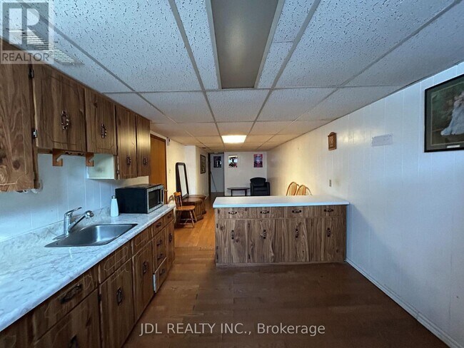 Photo du bâtiment - 8 Highwood Ave