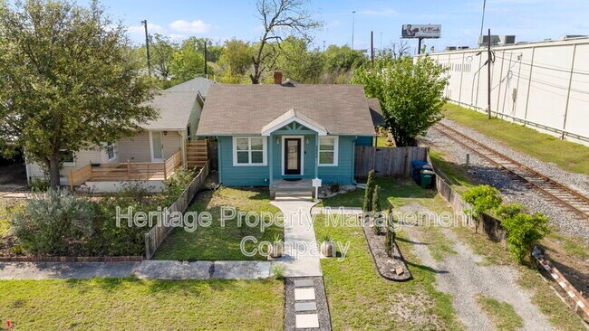 Foto del edificio - 1214 W Summit Ave.
