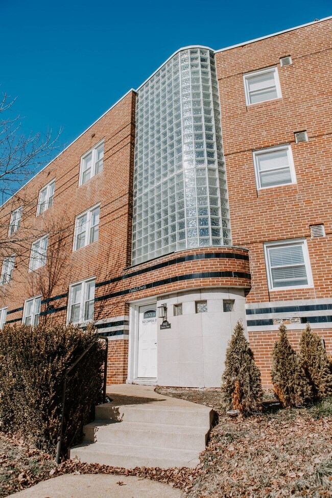 Foto del edificio - Renovated 2BD/1BATH in Lindenwood Park