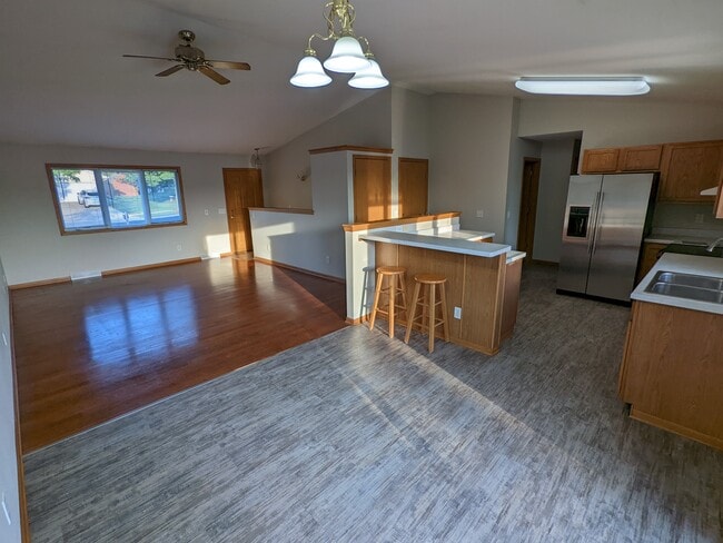 Dinette and Living Rm - 5212 Black Walnut Dr