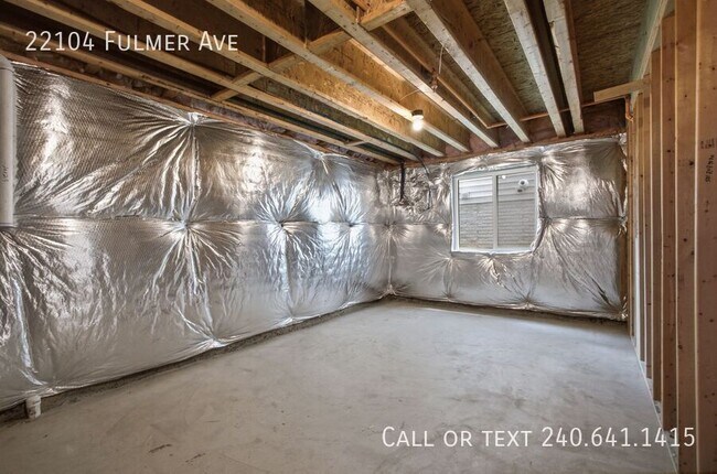 Foto del edificio - 22104 Fulmer Ave