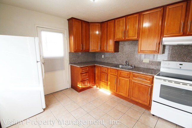 Foto del edificio - 4800 Daisy St