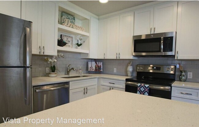 Building Photo - 2 br, 1 bath House - 2833 Bona Vista Dr. SW