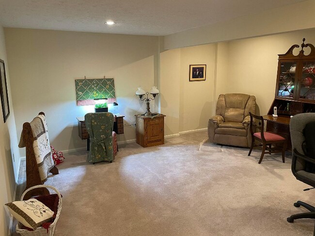 Building Photo - 6999 Dublin Village Dr
