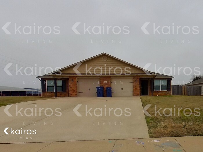 Foto principal - 3893 Thomas St