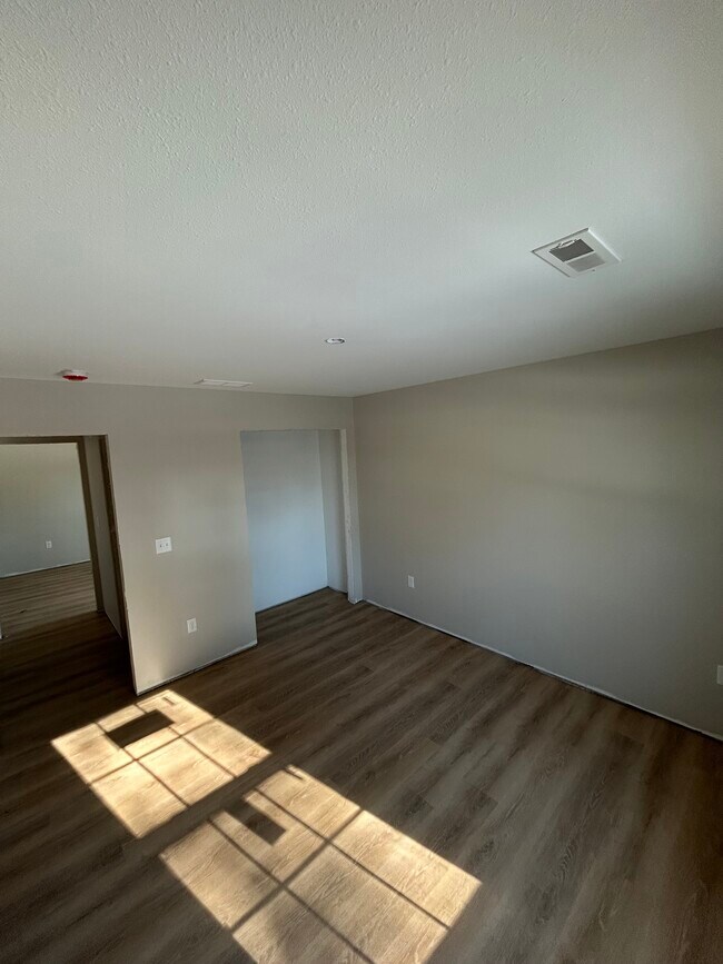 Foto del edificio - 304 Jennifer