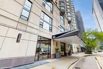 Building Photo - 401 E Ontario St