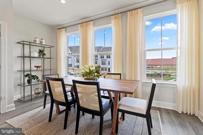 Foto del edificio - 6923 Gladebrook Rd