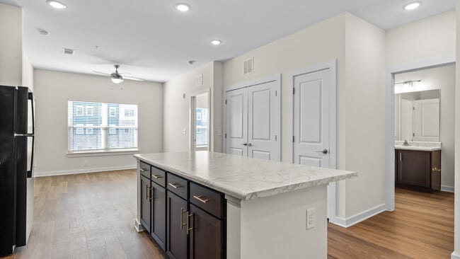 Islas espaciosas - Fullerton