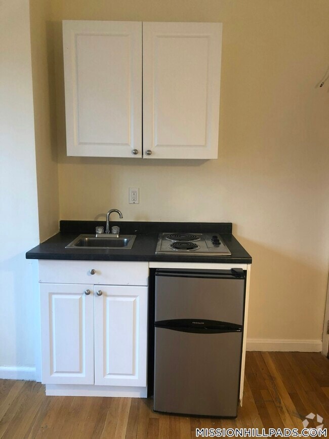 Building Photo - 51 S Huntington Ave