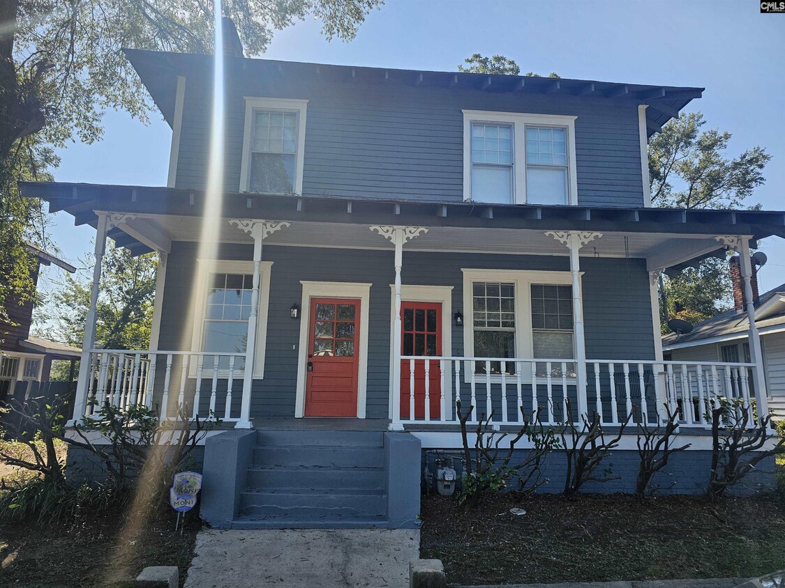 Primary Photo - 1100 Belleview St