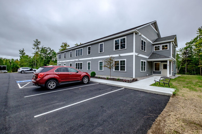 Building Photo - Lakewood Apartments- 9 Friendly Way