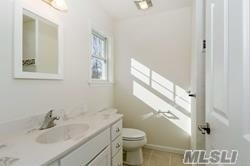 Foto del edificio - 7 Nathan Hale Dr