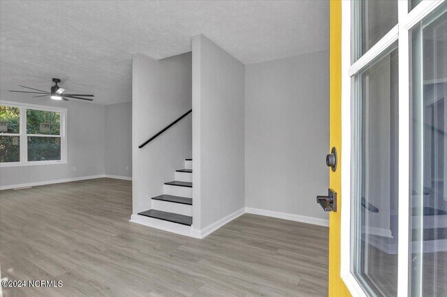 Foto del edificio - 3310 Mt Misery Rd NE