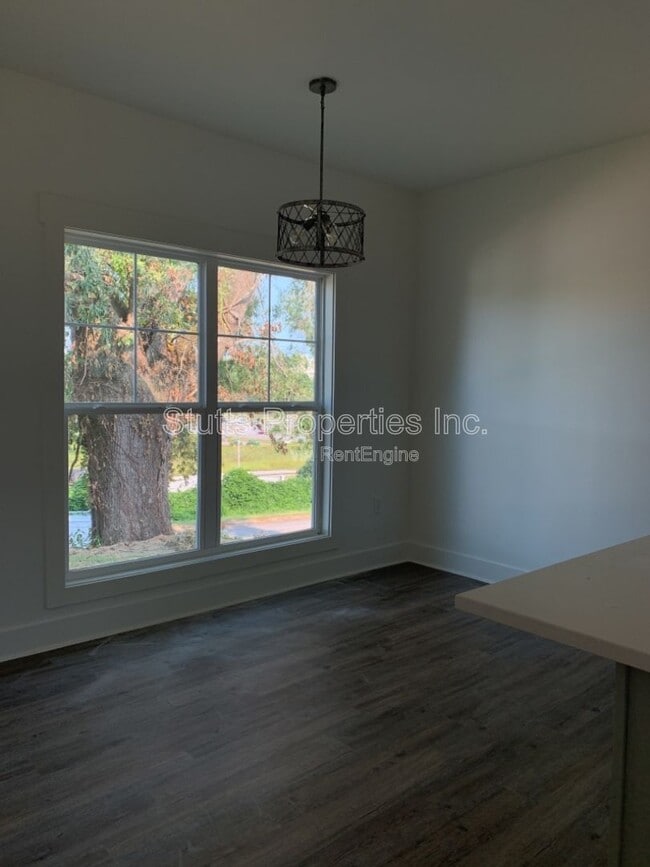 Building Photo - 223 Virginia Ave