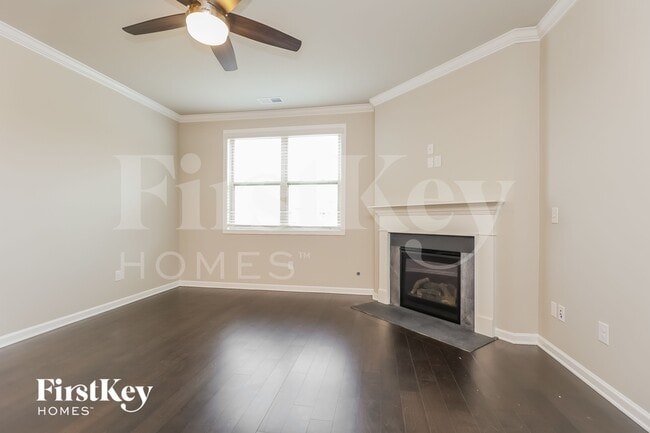 Building Photo - 4002 Grapevine Loop