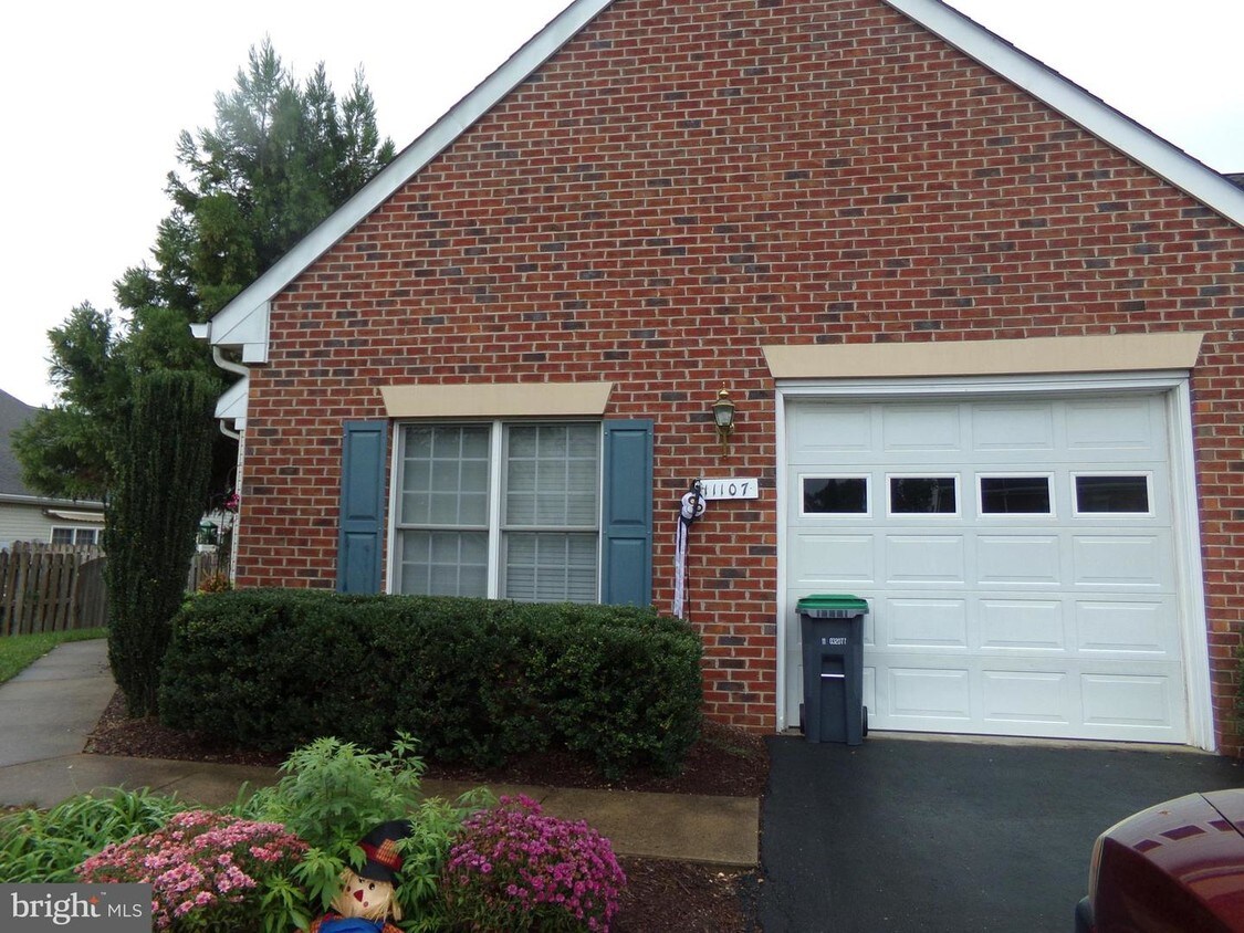 11107 Dragons Lair Dr, Fredericksburg, VA 22407 House for Rent in