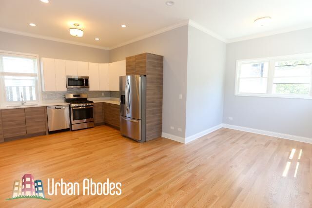 Foto del edificio - 4236 N Albany Ave