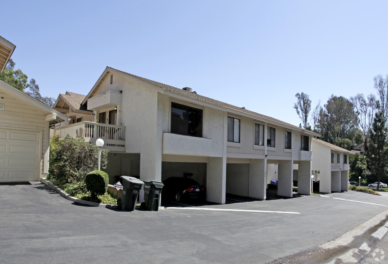 Building Photo - Hillside Village