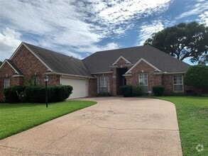 Building Photo - 4914 Shadowood Rd