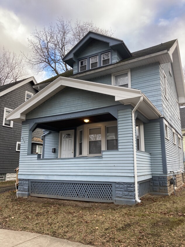 Foto principal - 844 Seward St