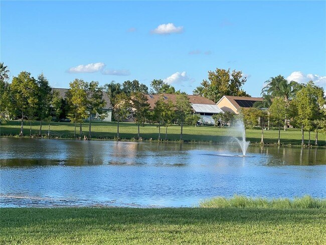 Foto del edificio - 12736 Newfield Dr